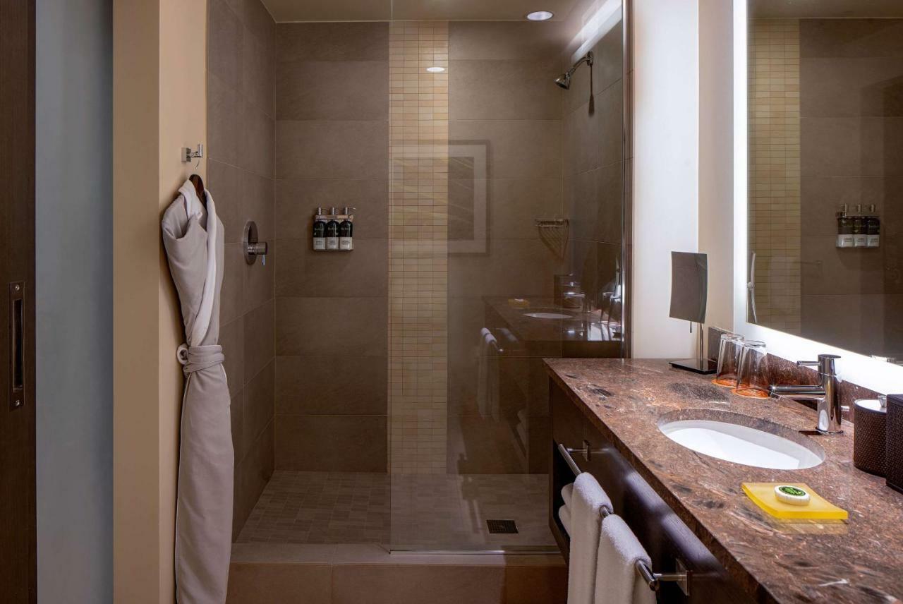 Отель Hyatt At Olive 8 Сиэтл Экстерьер фото
